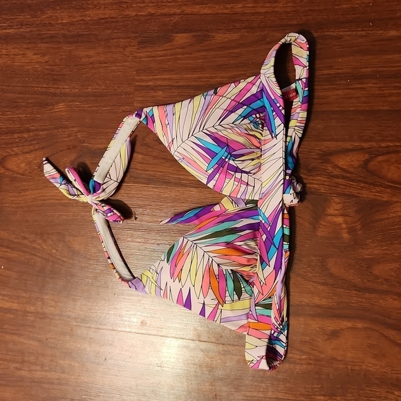 Victoria Secret Bikini top Size M Swimsuit Floralcore - Picture 1 of 7